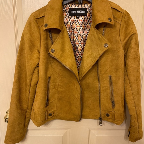 Steve Madden Asymmetrical Zip Jacket - Picture 3 of 7